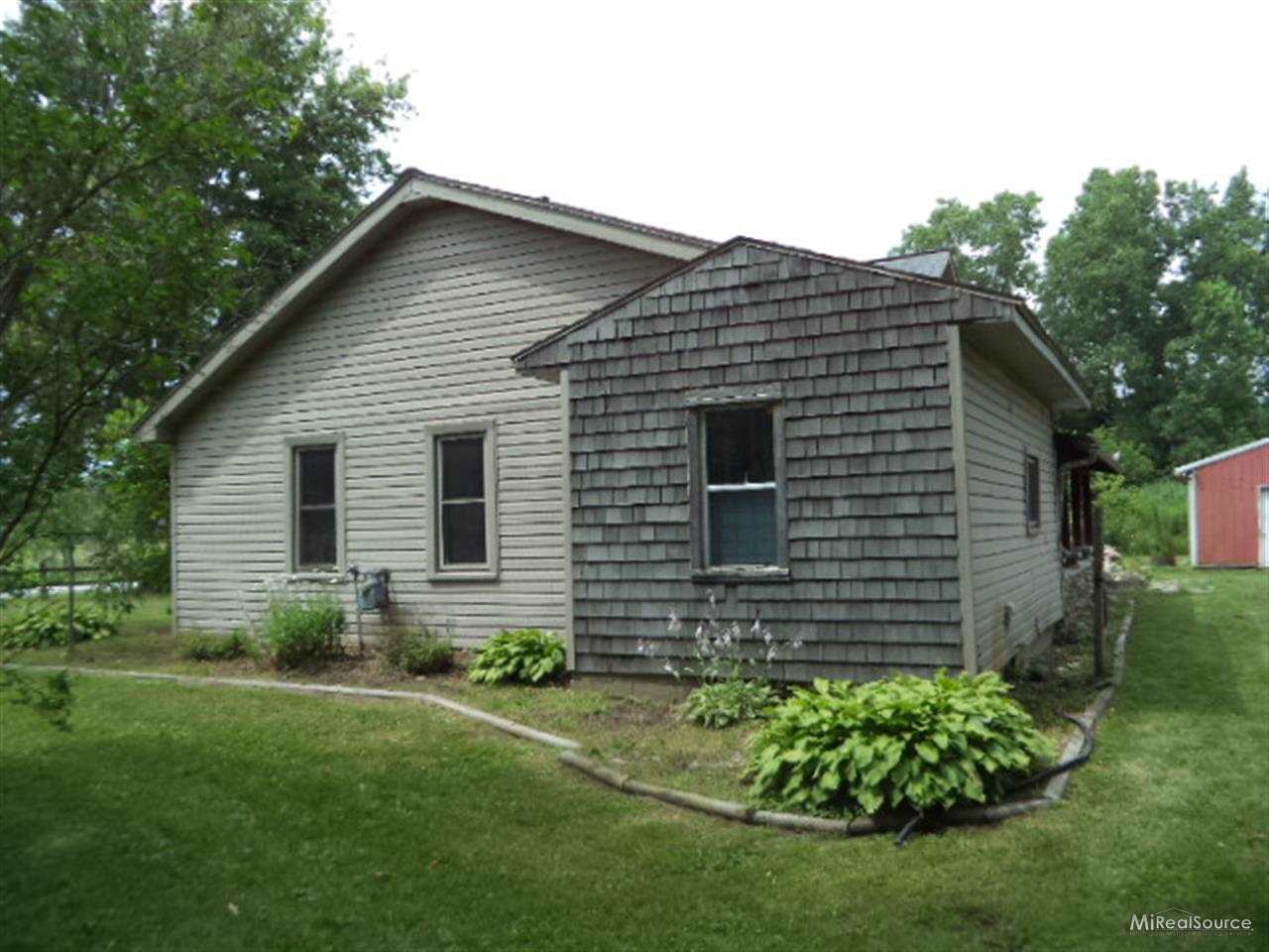 1707 Withey Road Columbus, MI 48063 - Photo 5 of 29 31159144-4.JPG