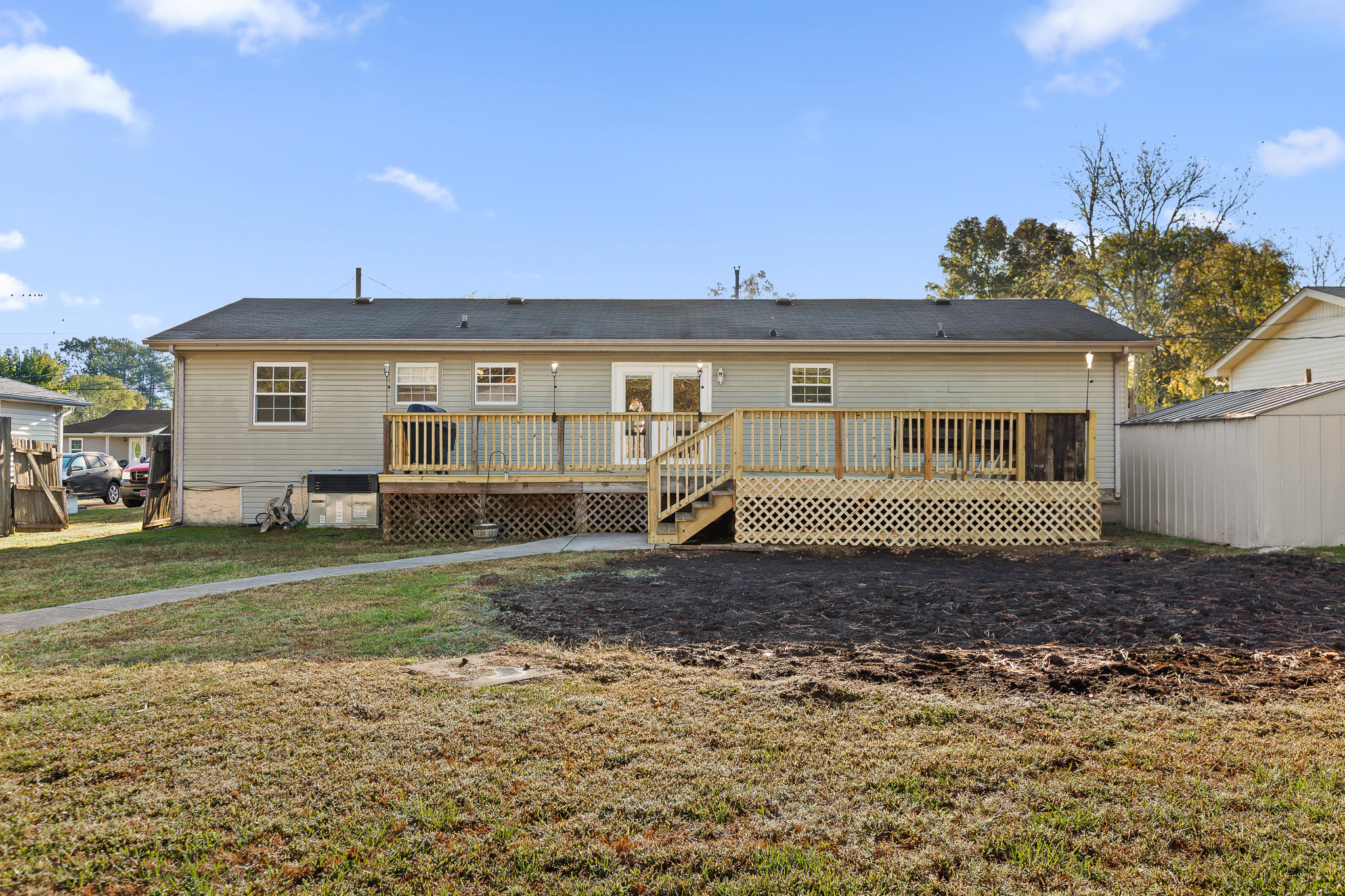 1649 Springvale Road Chattanooga, TN 37412 - Photo 22 of 25 Back of House