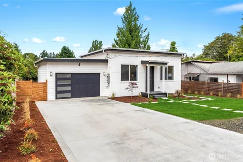 $688,000 | 3124 Oas Drive West, University Place, WA 98466