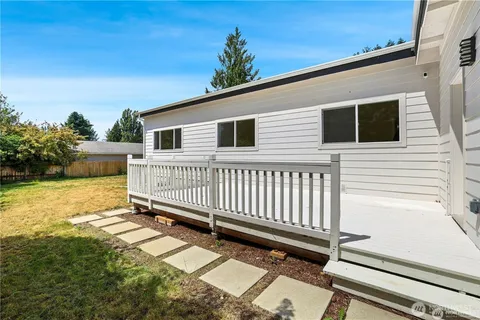 $688,000 | 3124 Oas Drive West, University Place, WA 98466