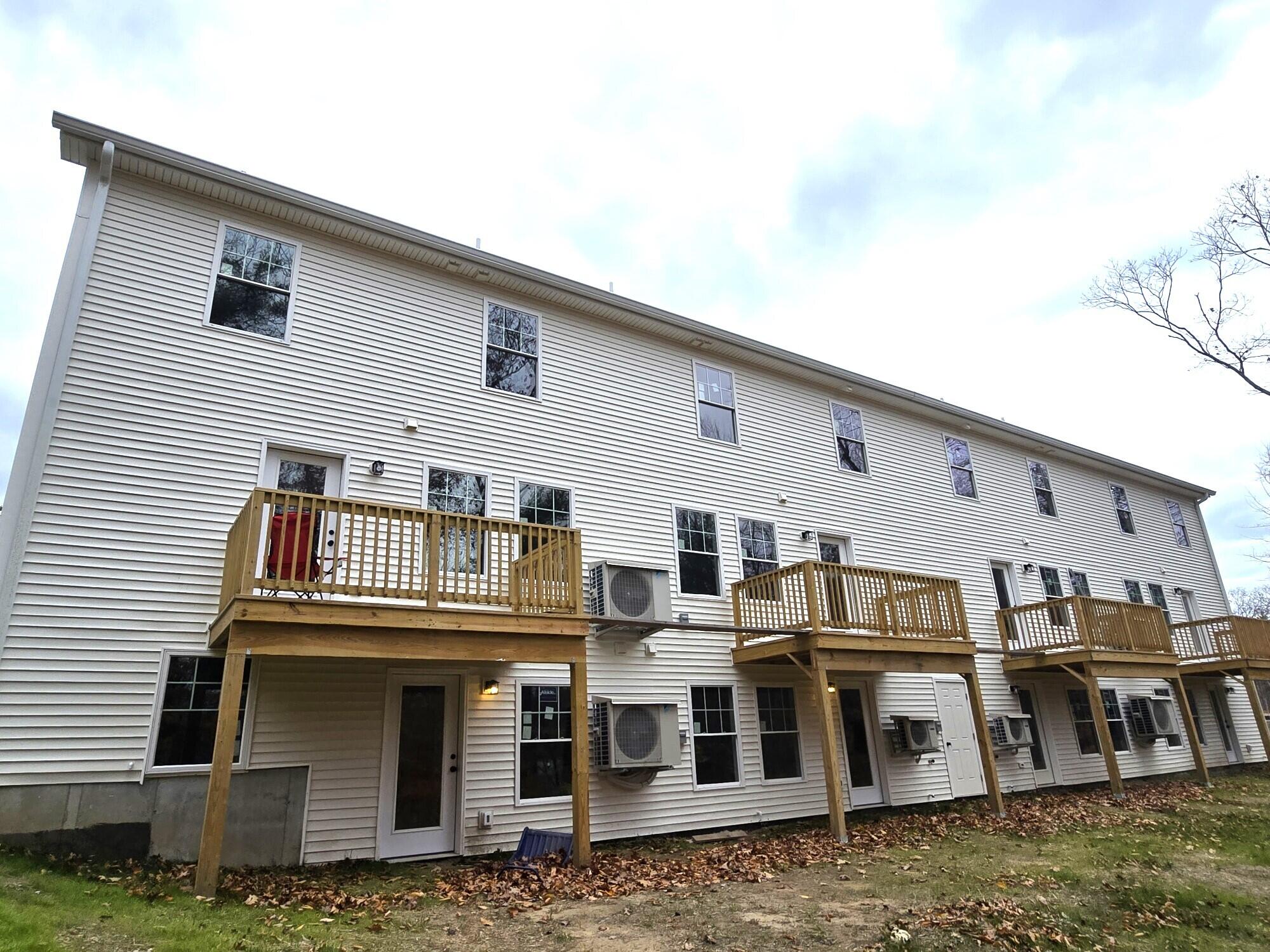 21 Signal Street, Unit I3 Springvale, ME 04083 - Photo 15 of 57