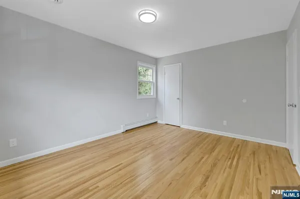 $4,300 | 111 Moffatt Road, Mahwah, NJ 07430