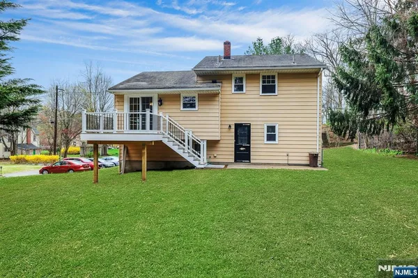 $4,300 | 111 Moffatt Road, Mahwah, NJ 07430