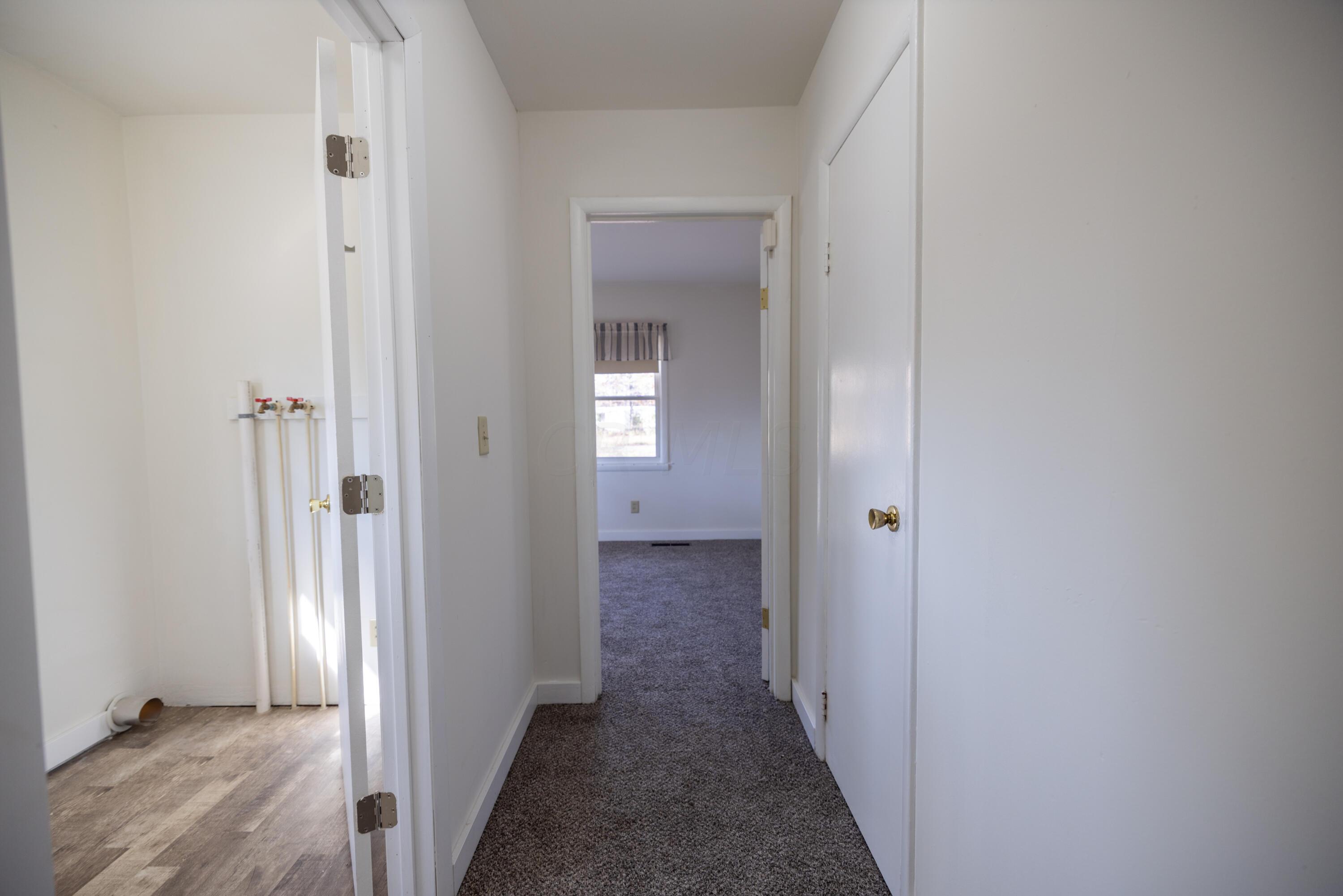 10695 Valentine Road Southwest Stoutsville, OH 43154 - Photo 20 of 38 10695 Valentine Rd SW-13