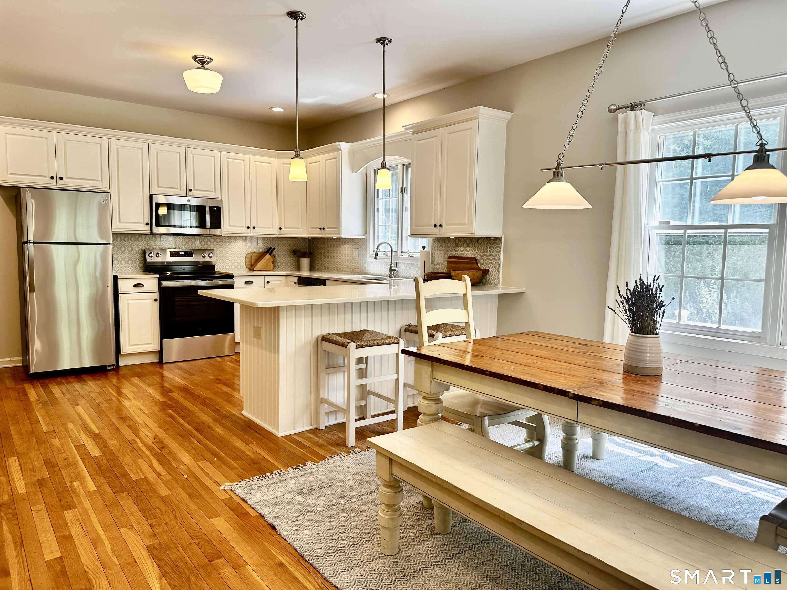 15 Mountain Manor Road Newtown, CT 06482 - Photo 5 of 7