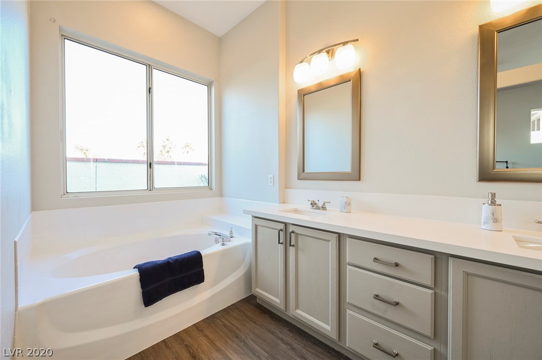 10104 Pinnacle View Place Las Vegas, NV 89134 - Photo 16 of 24