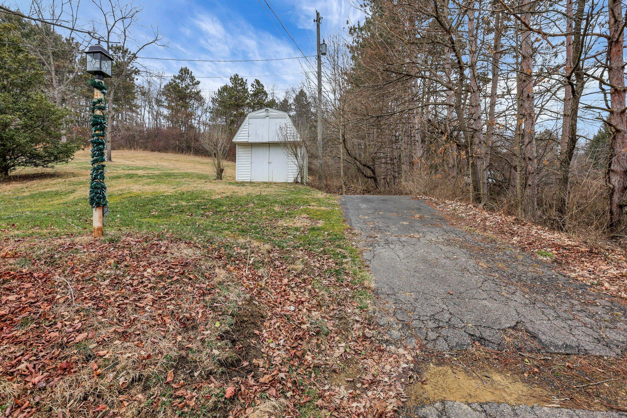 1596 Blue Jay Road Heath, OH 43056 - Photo 56 of 65 62-web-or-mls-0D3A4749