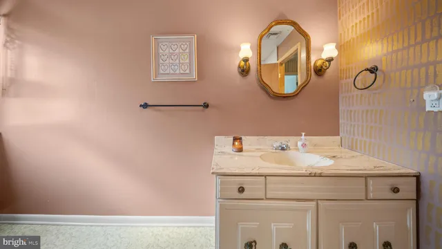 $312,000 | 131 Lakeview Drive, Salisbury, MD 21804