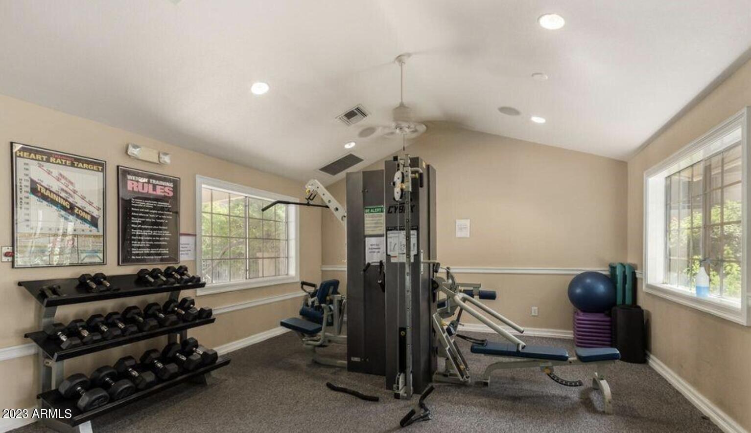 1720 East Thunderbird Road, Unit 2051 Phoenix, AZ 85022 - Photo 21 of 23 Weight Room