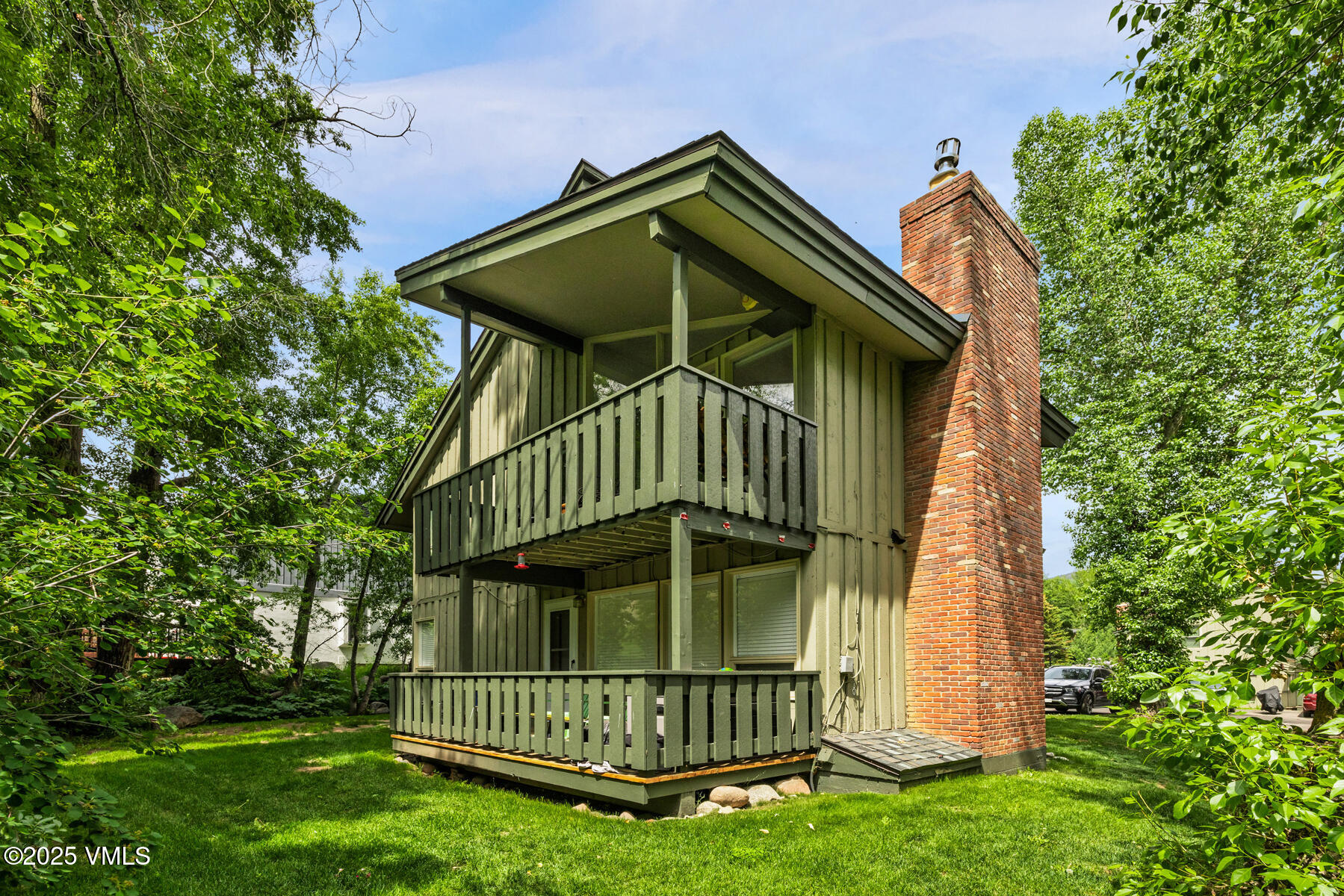 929 Red Sandstone Road, Unit 15D Vail, CO 81657 - Photo 3 of 19 Back View of Condo