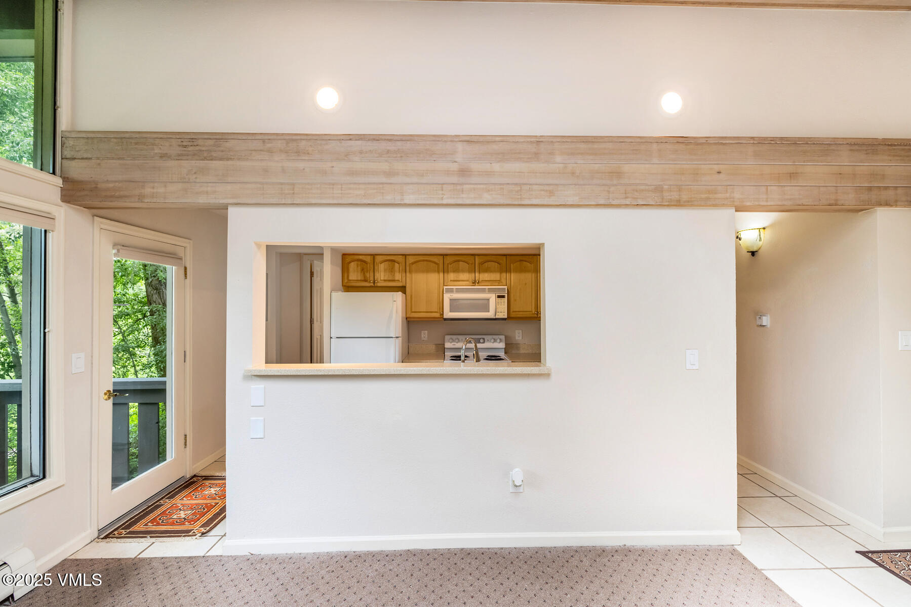 929 Red Sandstone Road, Unit 15D Vail, CO 81657 - Photo 8 of 19 138A1824_1_1