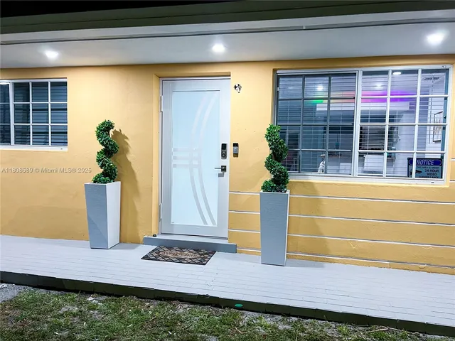 $685,000 | 1321 Northwest 171st Street, Miami Gardens, FL 33169