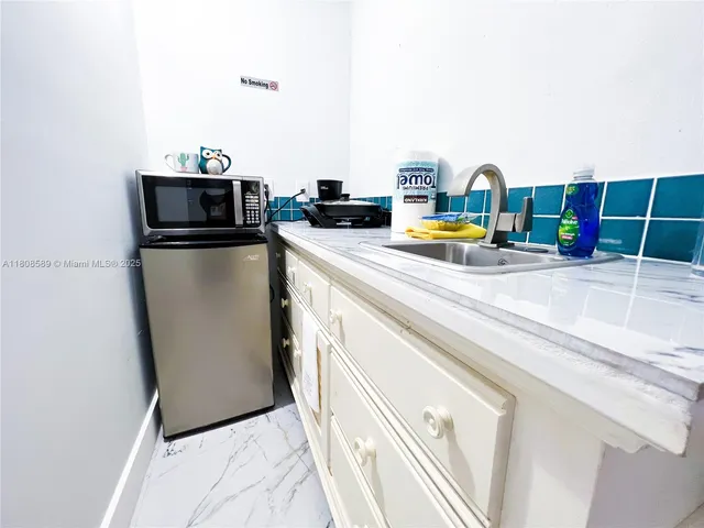 $685,000 | 1321 Northwest 171st Street, Miami Gardens, FL 33169