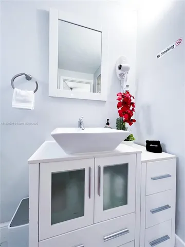 $685,000 | 1321 Northwest 171st Street, Miami Gardens, FL 33169