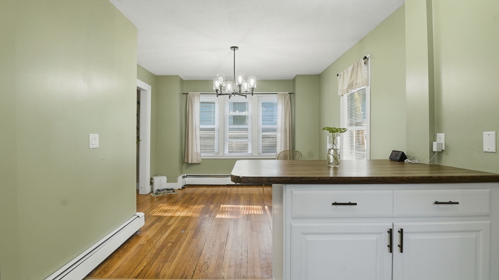 87 Lakevilla Avenue Springfield, MA 01109 - Photo 14 of 39