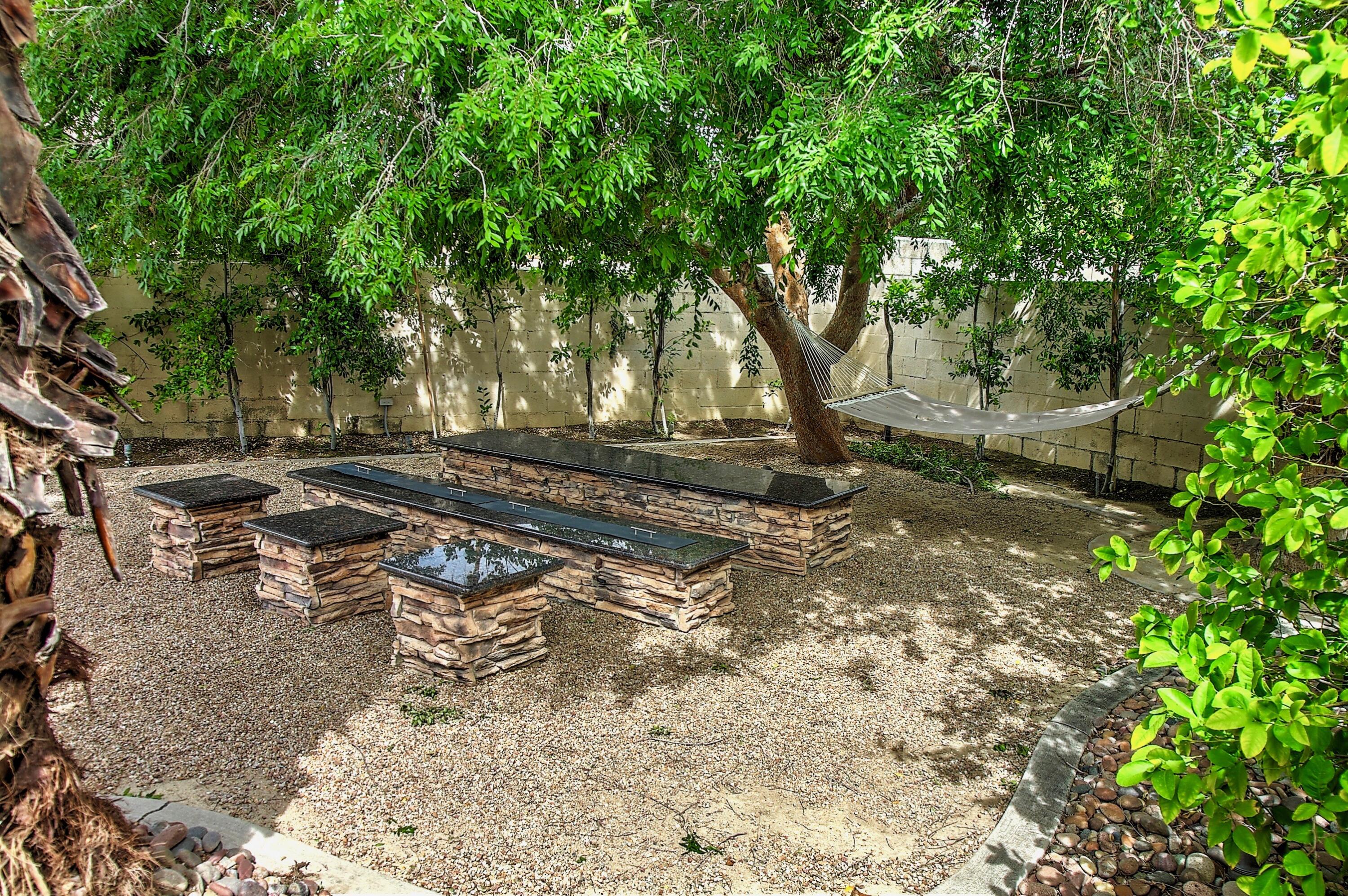 1443 North Vaquero Road Palm Springs, CA 92262 - Photo 23 of 70 Firetable and seating