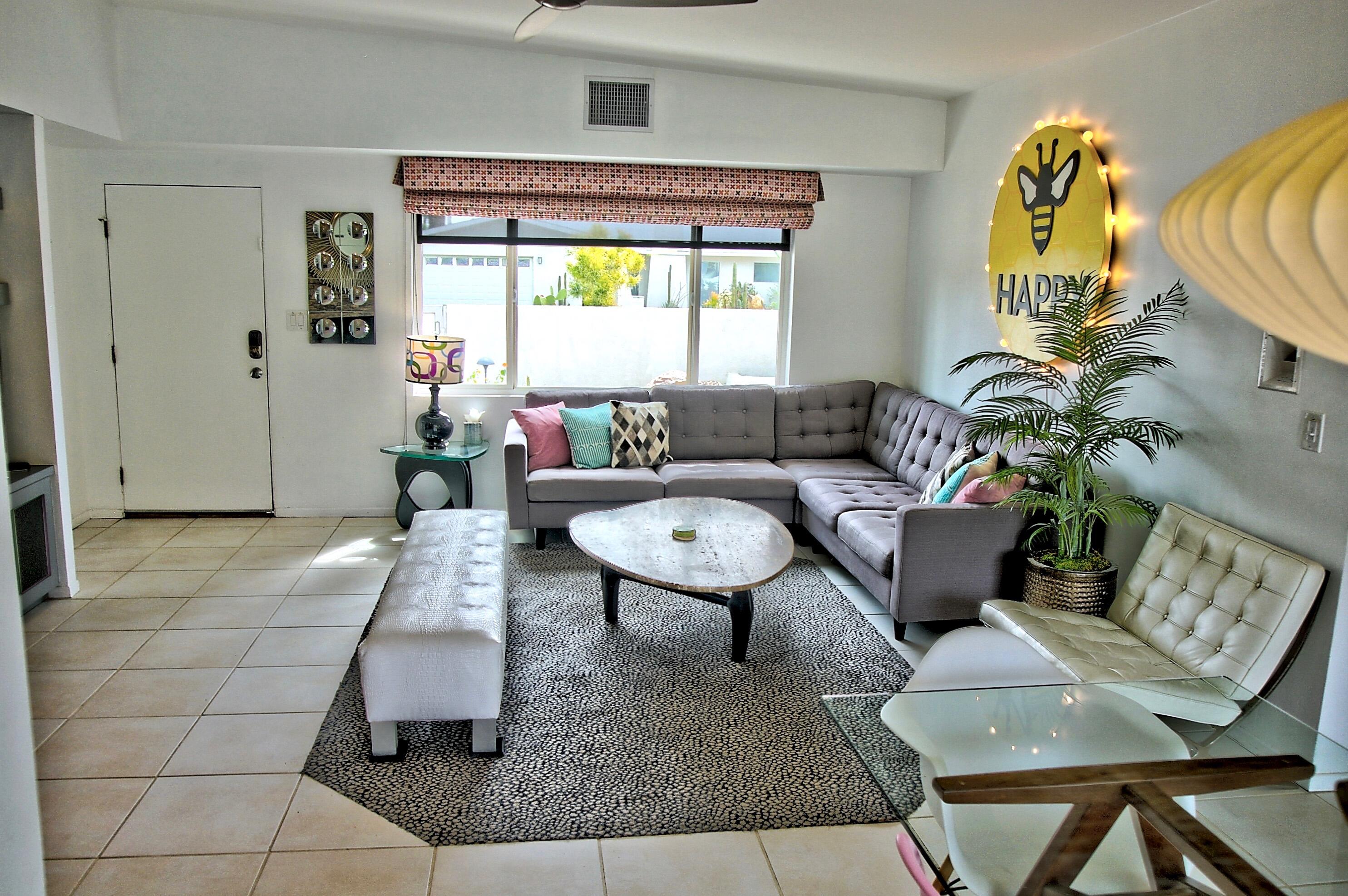 1443 North Vaquero Road Palm Springs, CA 92262 - Photo 27 of 70 Living Room