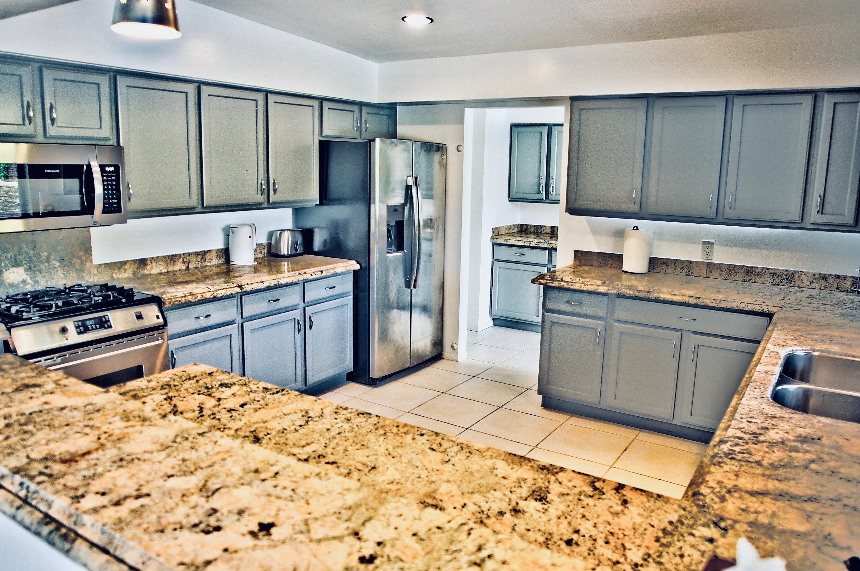 1443 North Vaquero Road Palm Springs, CA 92262 - Photo 36 of 70 Kitchen