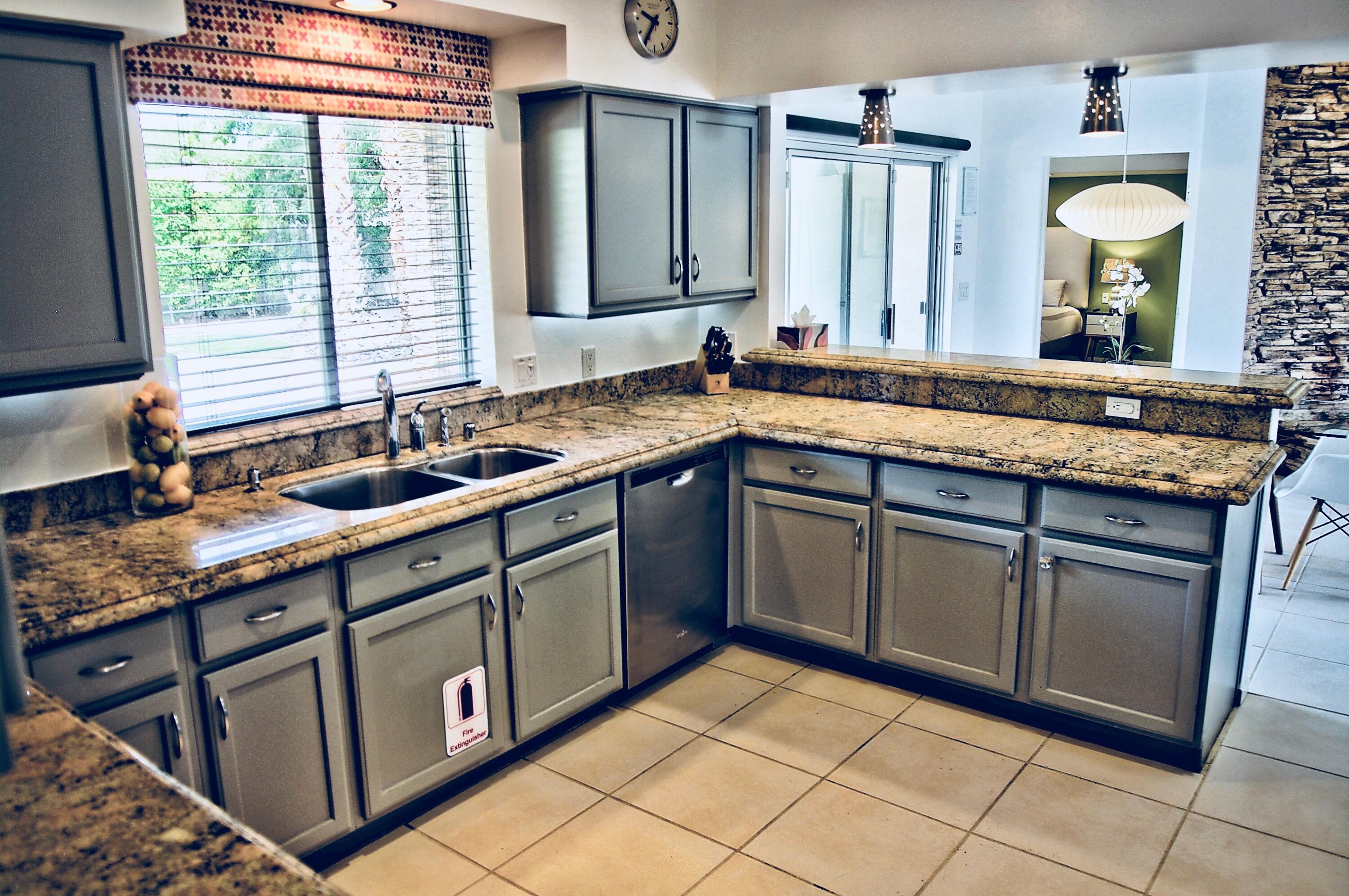 1443 North Vaquero Road Palm Springs, CA 92262 - Photo 38 of 70 Kitchen