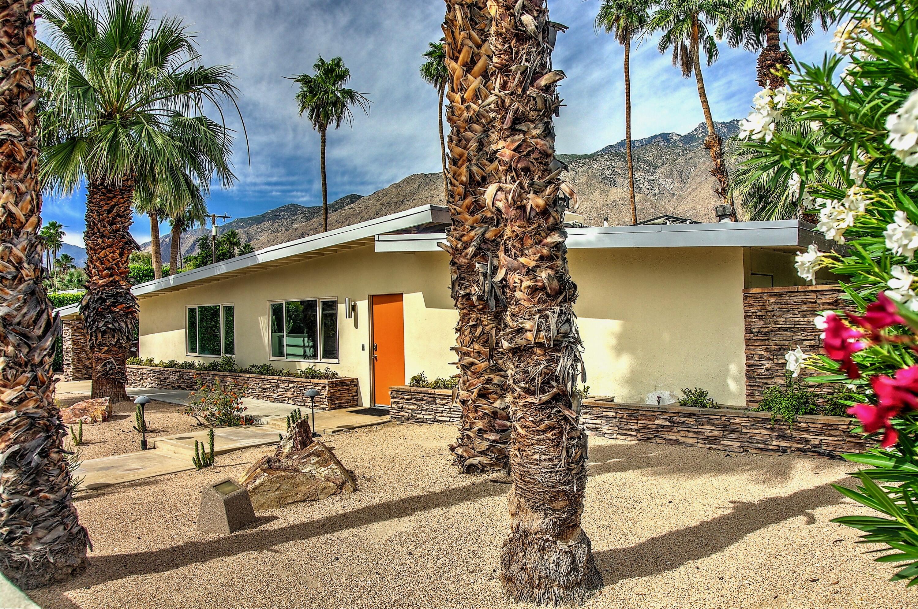 1443 North Vaquero Road Palm Springs, CA 92262 - Photo 65 of 70 Front Yard