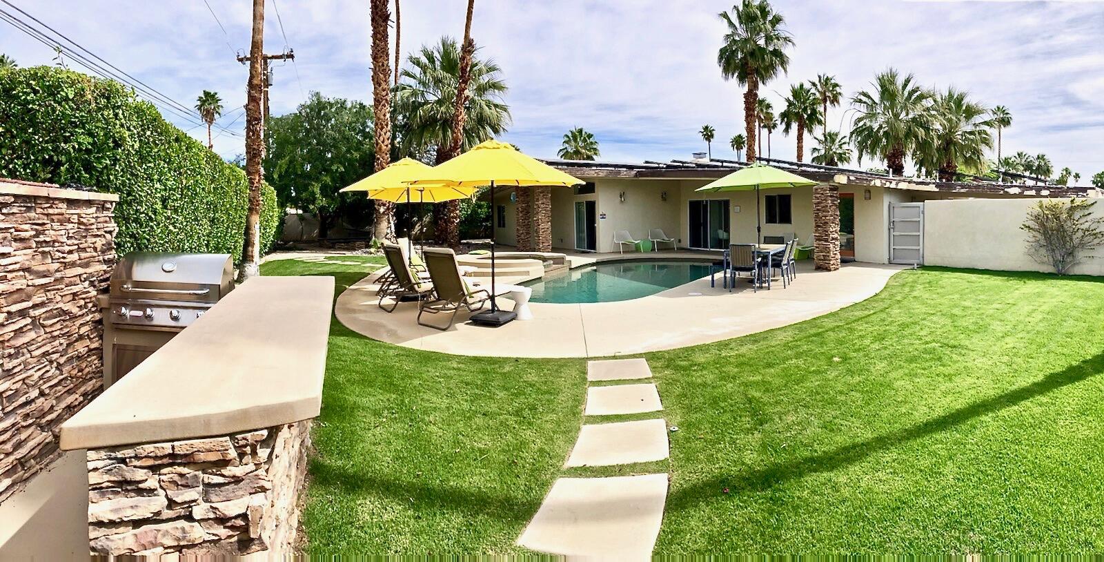 1443 North Vaquero Road Palm Springs, CA 92262 - Photo 9 of 70 Backyard