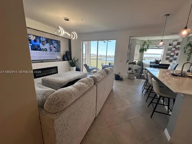 $2,800 | 5651 Double Eagle Circle, Unit 4332, Immokalee, FL 34142