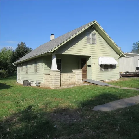$91,000 | 607 North Locust Street, Stanberry, MO 64489