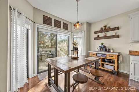 $725,000 | 1467 Larsen Court, Naperville, IL 60563