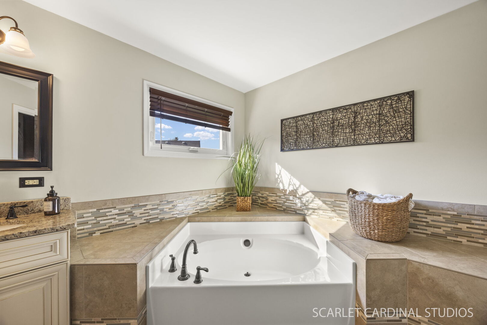 1467 Larsen Court Naperville, IL 60563 - Photo 19 of 42