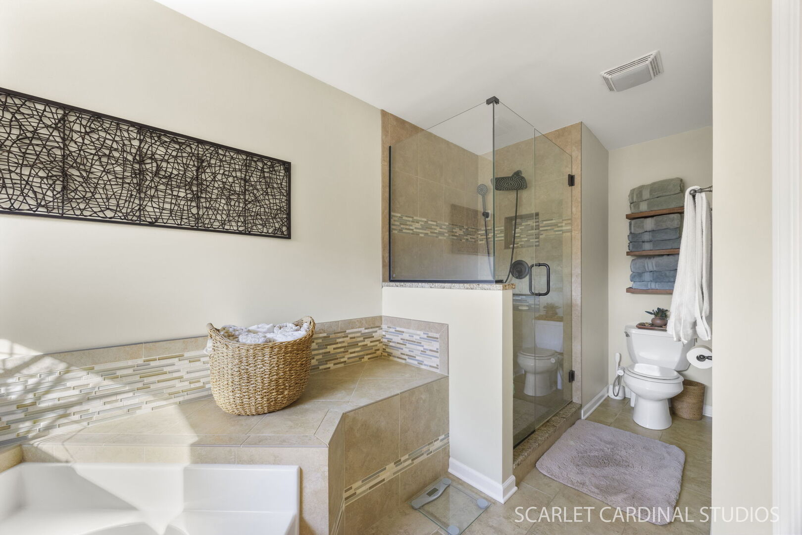 1467 Larsen Court Naperville, IL 60563 - Photo 20 of 42