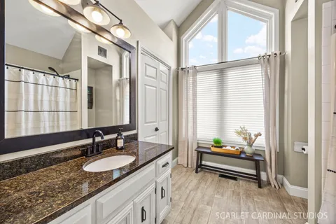 $725,000 | 1467 Larsen Court, Naperville, IL 60563