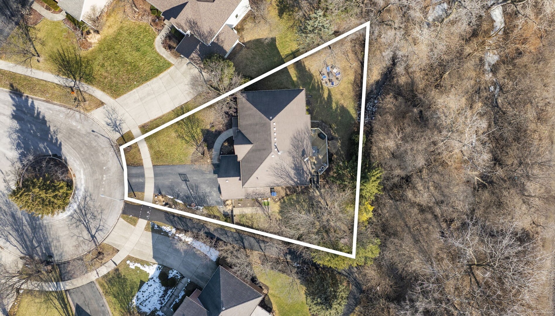 1467 Larsen Court Naperville, IL 60563 - Photo 35 of 42