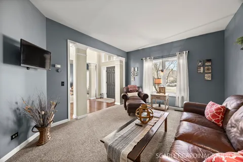 $725,000 | 1467 Larsen Court, Naperville, IL 60563