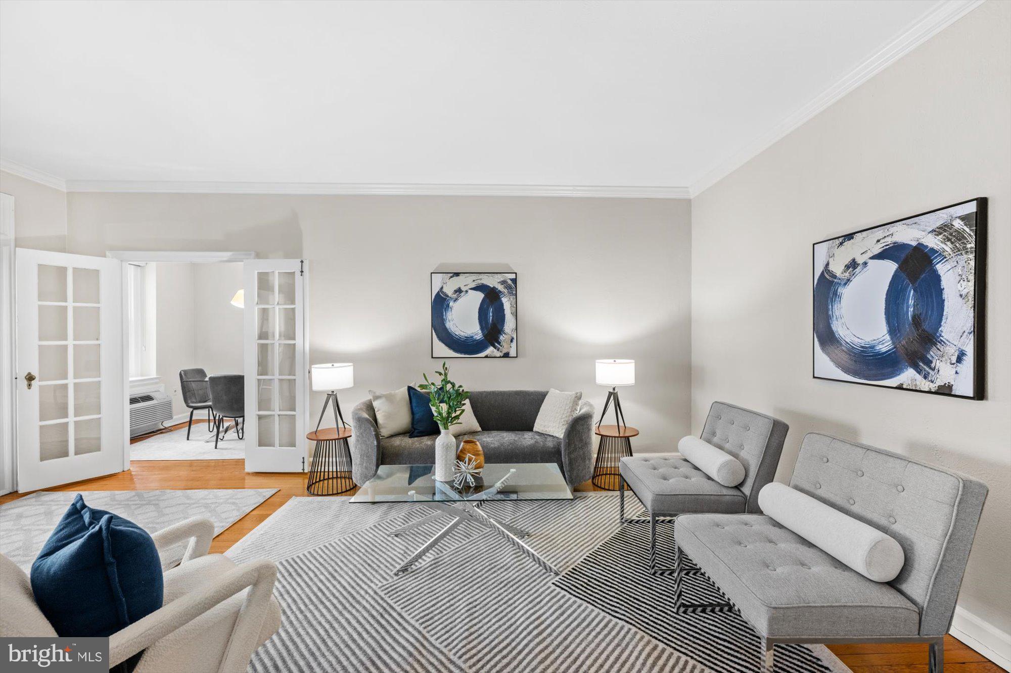 4700 Connecticut Avenue Northwest, Unit 206 Washington, DC 20008 - Photo 3 of 20 Great entertaining space!