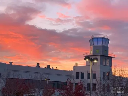 $869,000 | 27 Arnold Drive, Novato, CA 94949