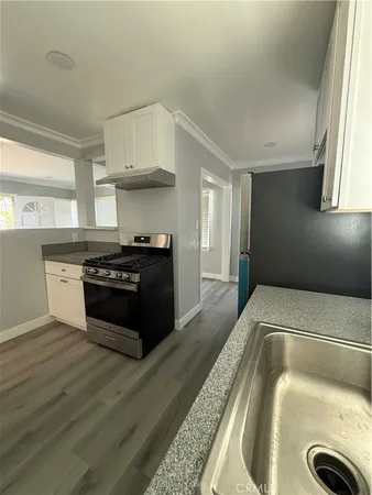 $2,500 | 2293 Grand Avenue, Long Beach, CA 90815