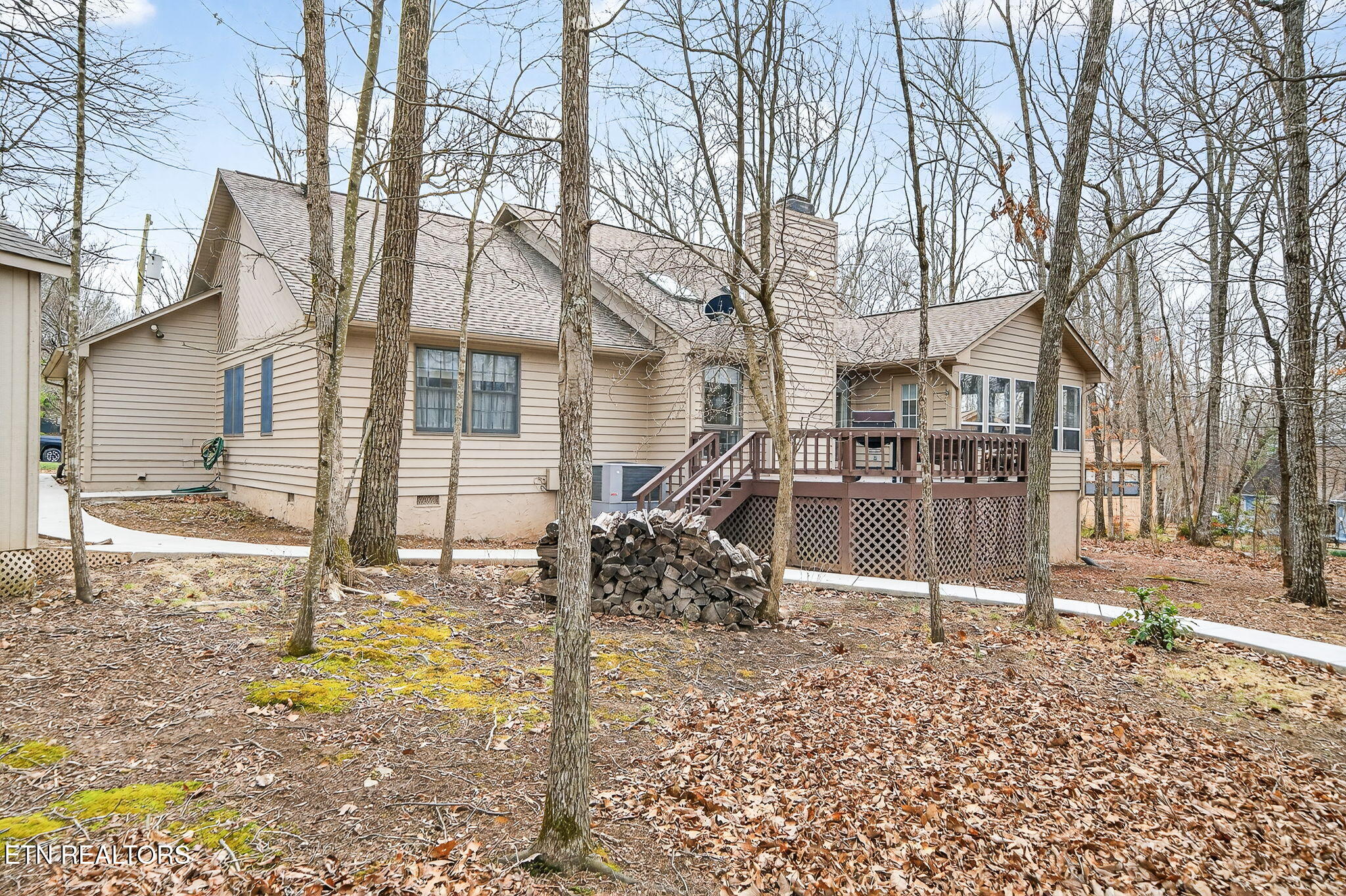 29 Overlook Terrace Crossville, TN 38558 - Photo 33 of 42 13-web-or-mls-29 Overlook Ter FFG_058_TN