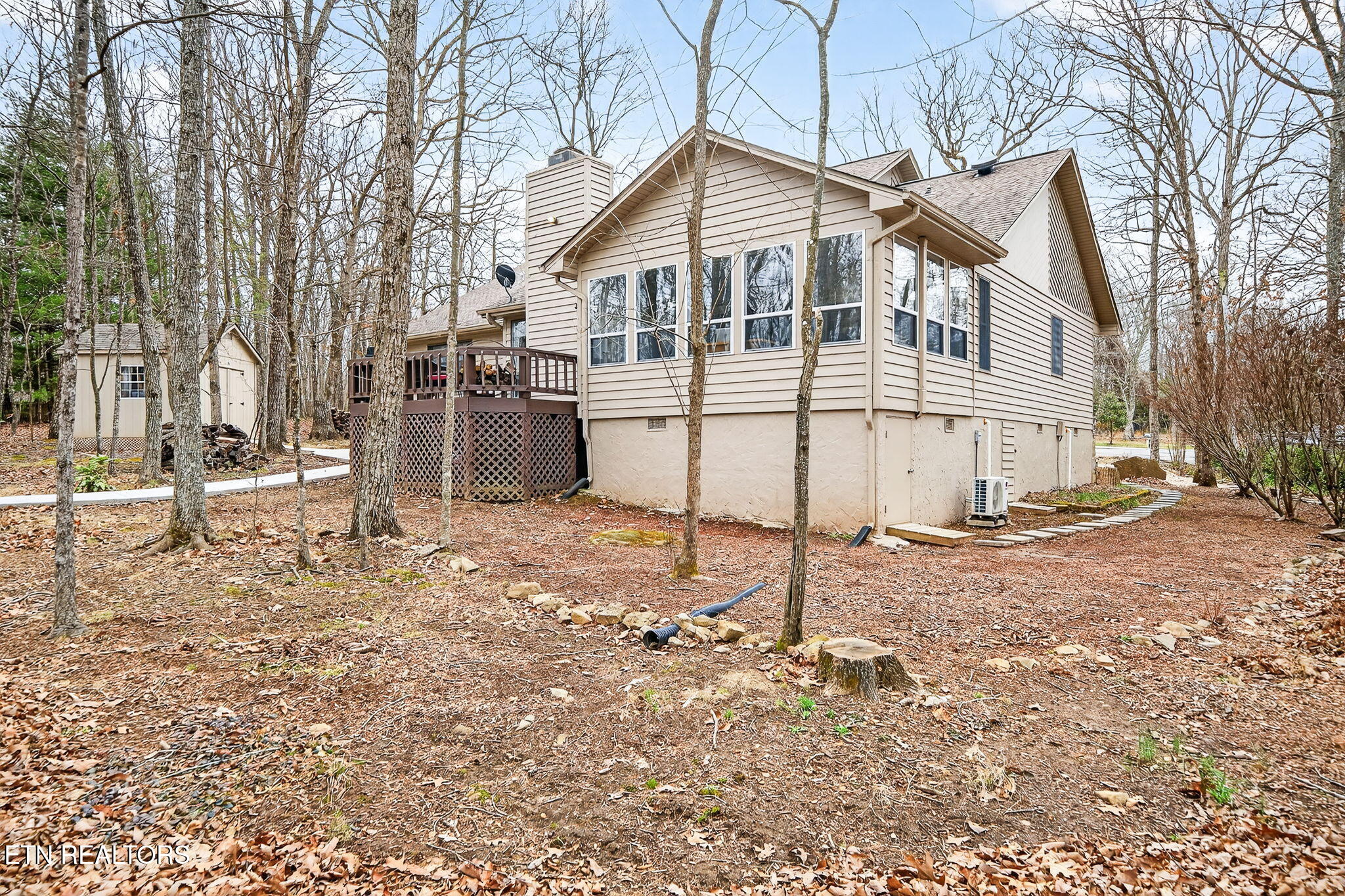 29 Overlook Terrace Crossville, TN 38558 - Photo 34 of 42 9-web-or-mls-29 Overlook Ter FFG_039_TNP