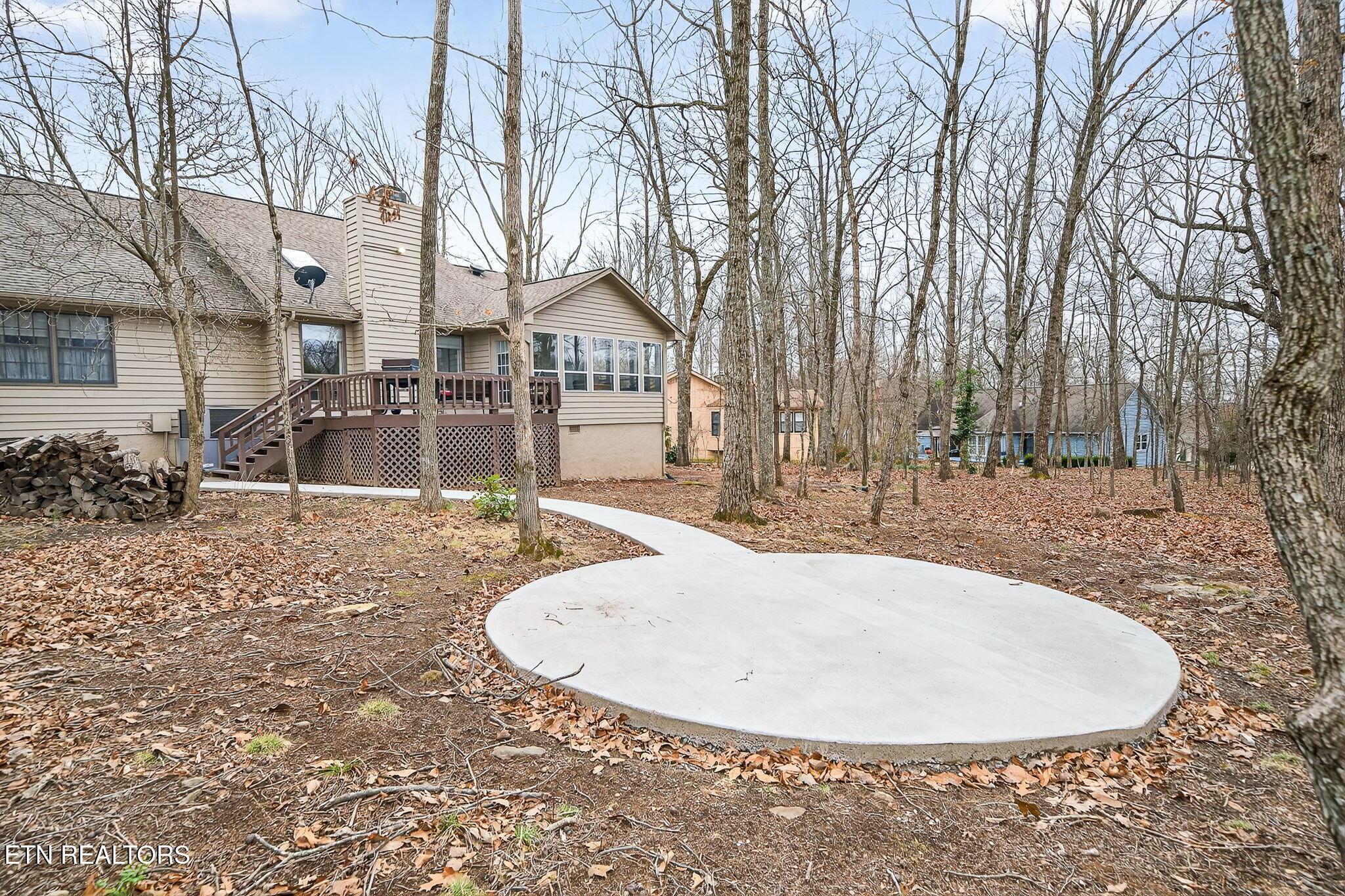 29 Overlook Terrace Crossville, TN 38558 - Photo 35 of 42 12-web-or-mls-29 Overlook Ter FFG_053_TN
