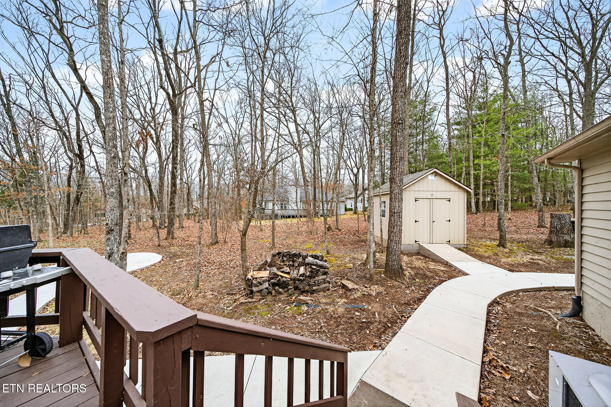 29 Overlook Terrace Crossville, TN 38558 - Photo 39 of 42 16-web-or-mls-29 Overlook Ter FFG_074_TN