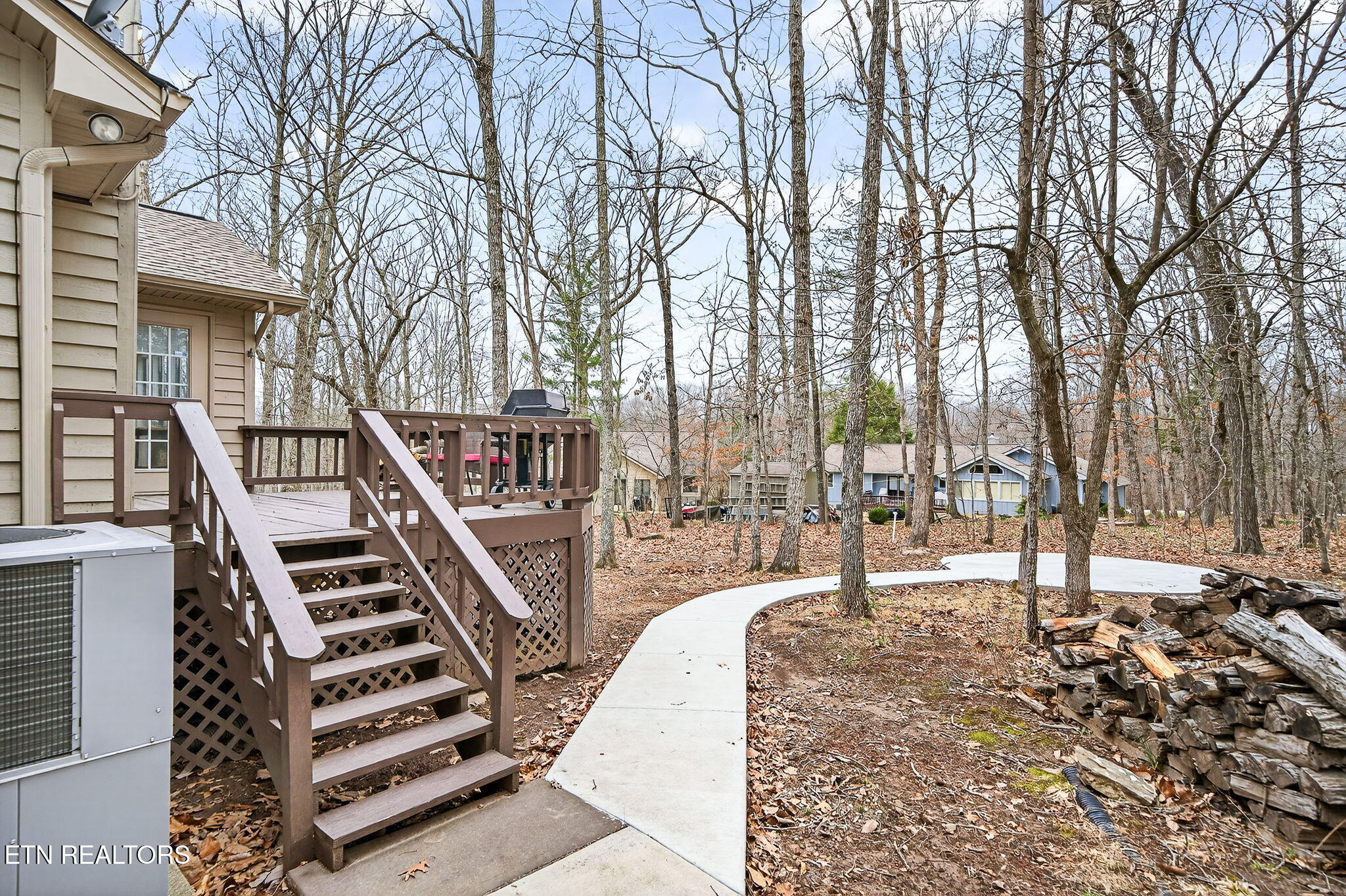 29 Overlook Terrace Crossville, TN 38558 - Photo 40 of 42 14-web-or-mls-29 Overlook Ter FFG_064_TN