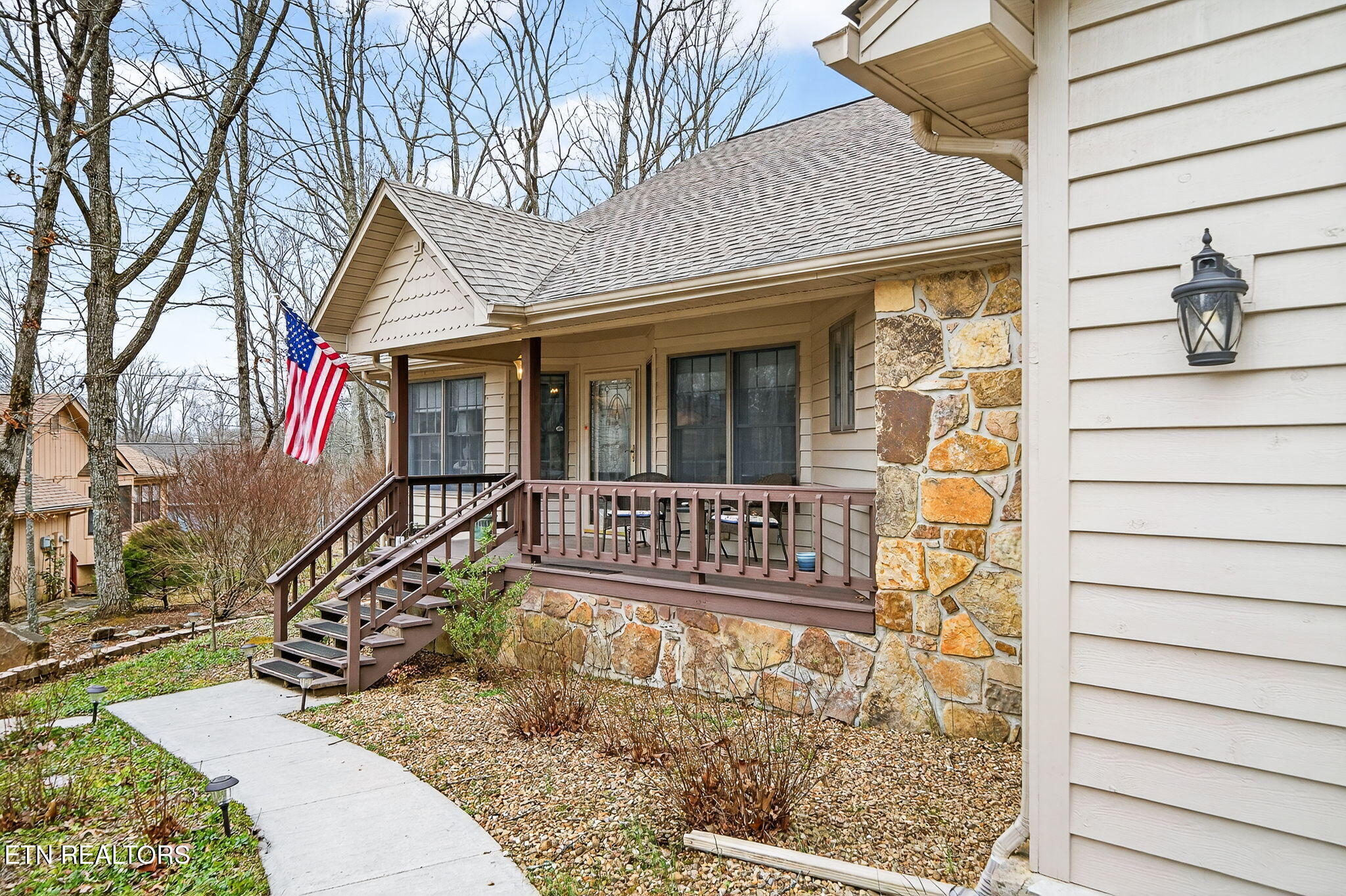 29 Overlook Terrace Crossville, TN 38558 - Photo 4 of 42 20-web-or-mls-29 Overlook Ter FFG_092_TN