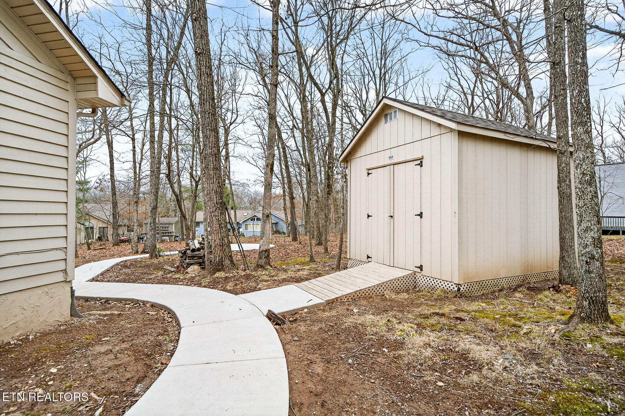 29 Overlook Terrace Crossville, TN 38558 - Photo 41 of 42 17-web-or-mls-29 Overlook Ter FFG_078_TN