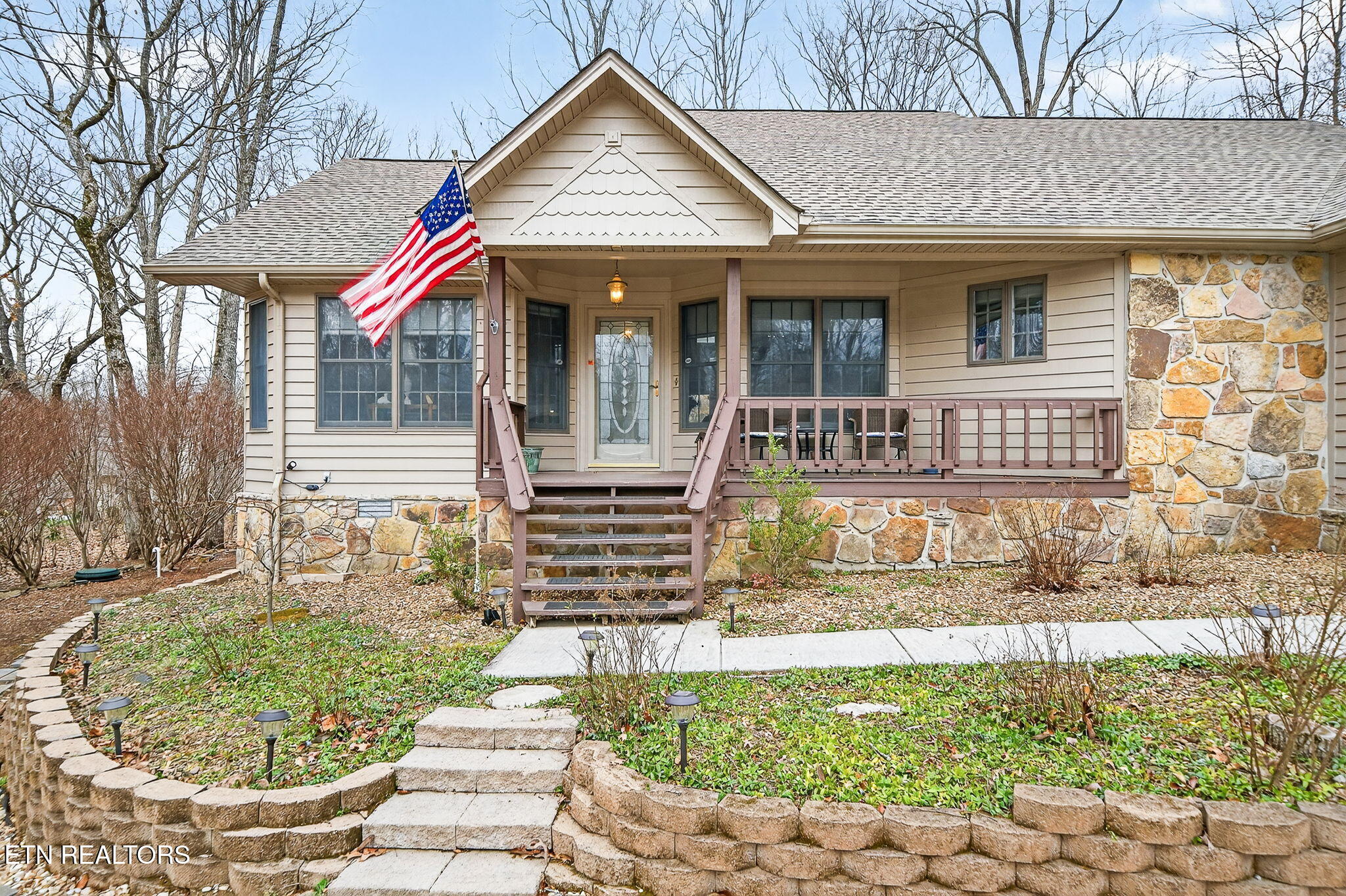 29 Overlook Terrace Crossville, TN 38558 - Photo 5 of 42 5-web-or-mls-29 Overlook Ter FFG_017_TNP