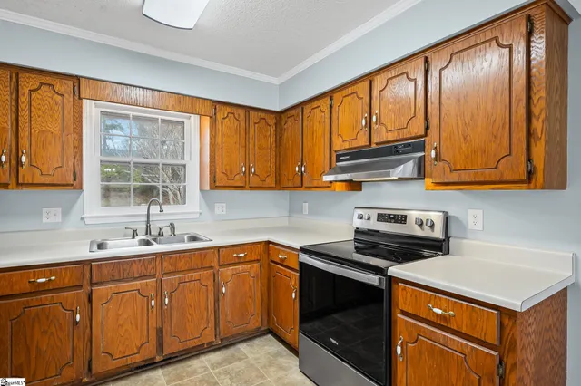 $285,000 | 1109 Oak Hill Drive, Anderson, SC 29621