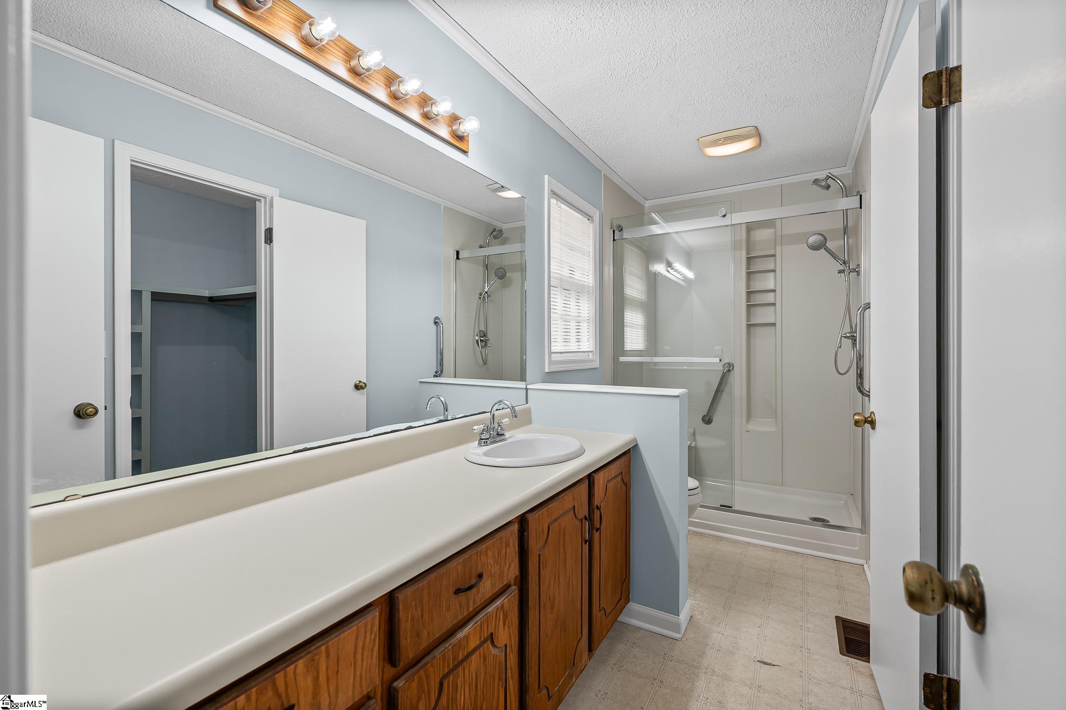 1109 Oak Hill Drive Anderson, SC 29621 - Photo 17 of 44