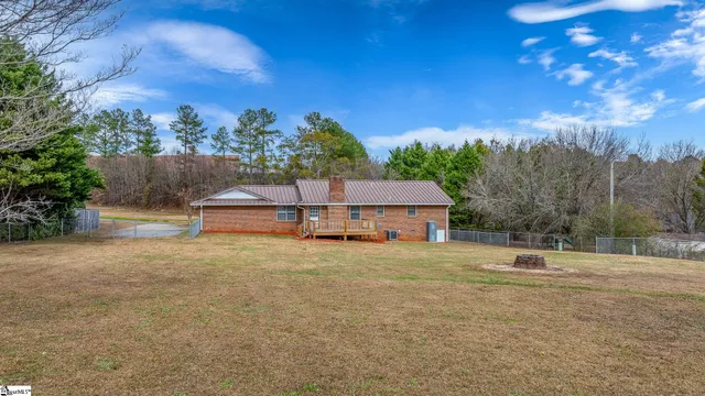 $285,000 | 1109 Oak Hill Drive, Anderson, SC 29621