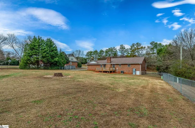 $285,000 | 1109 Oak Hill Drive, Anderson, SC 29621