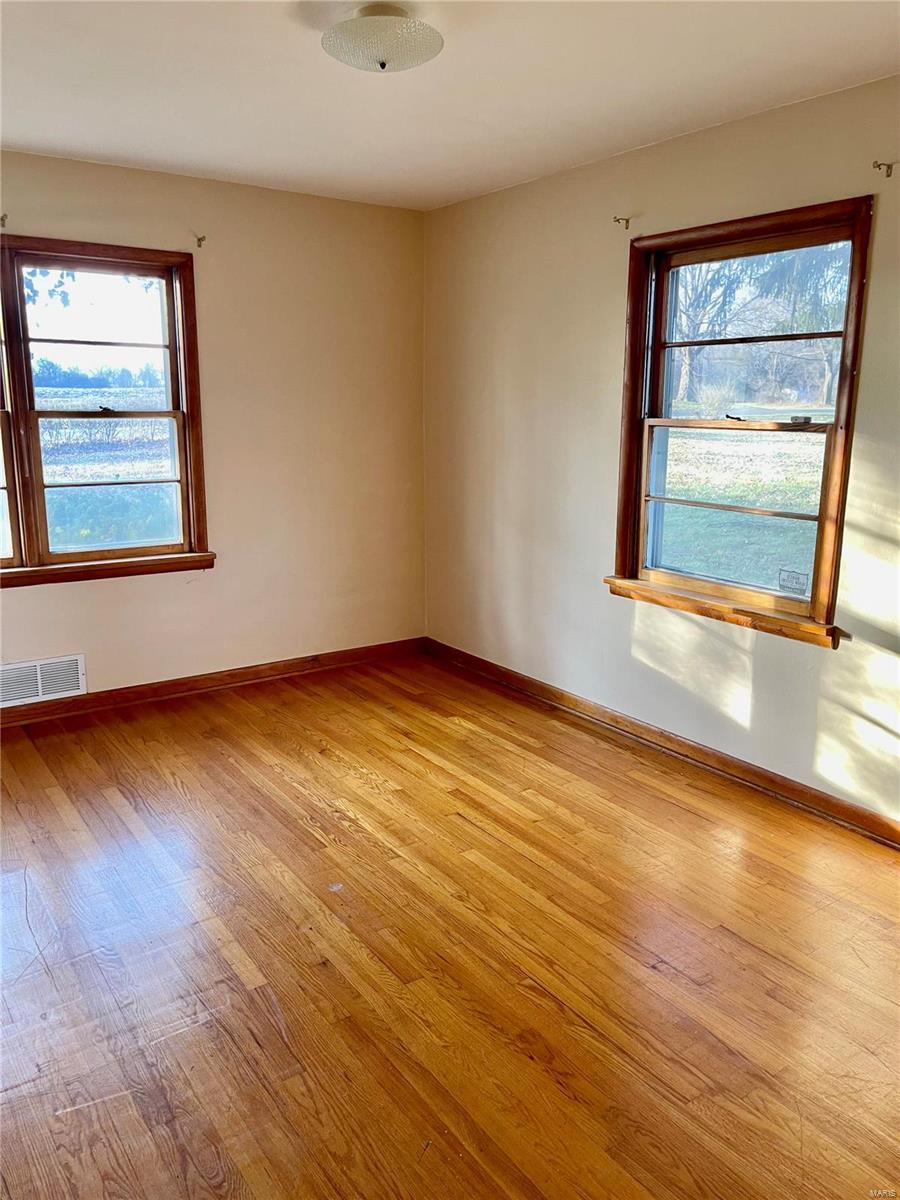 5536 Sugar Loaf Road Collinsville, IL 62234 - Photo 11 of 19 Gallery Image 11