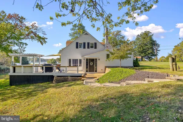 $1,050,000 | 1211 Dixona Drive, Edgewater, MD 21037